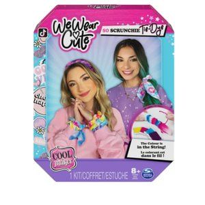 NWT Cool Maker, We Wear Cute So Scrunchie Tie Dye Kit